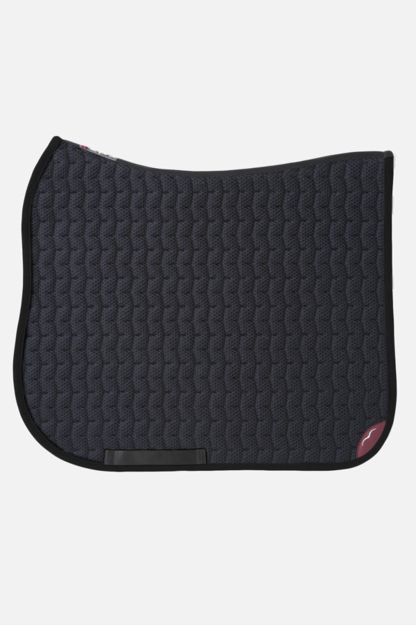 Animo Wangur flash tapis de selle en mesh, matelassage sportif. Bordure contrastée, logo Albatross. Absorbe chocs et évacue transpiration.