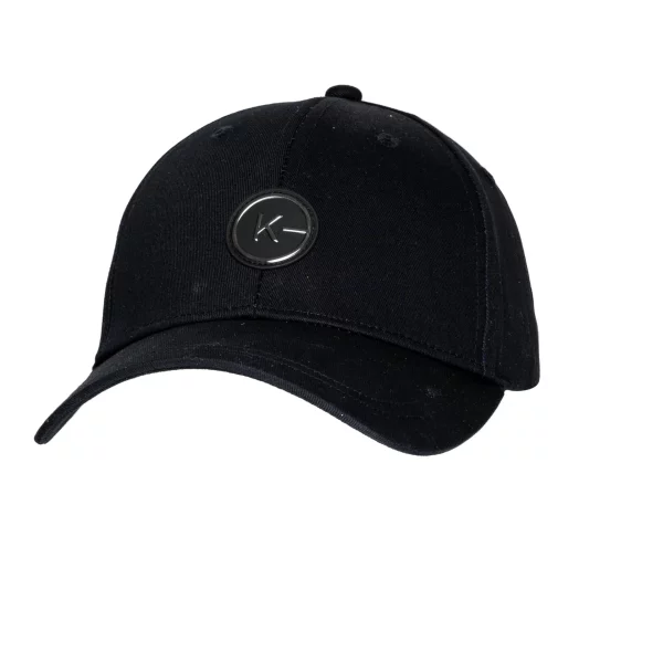 Kingsland Haven casquette unisex est plus qu'un simple accessoire ; c'est une déclaration qui met en valeur votre tenue avec un look sportif à la mode. Elle est fabriquée en coton sergé et dispose d'une patte de boutonnage VELCRO réglable à l'arrière avec un logo brodé pour un ajustement parfait.